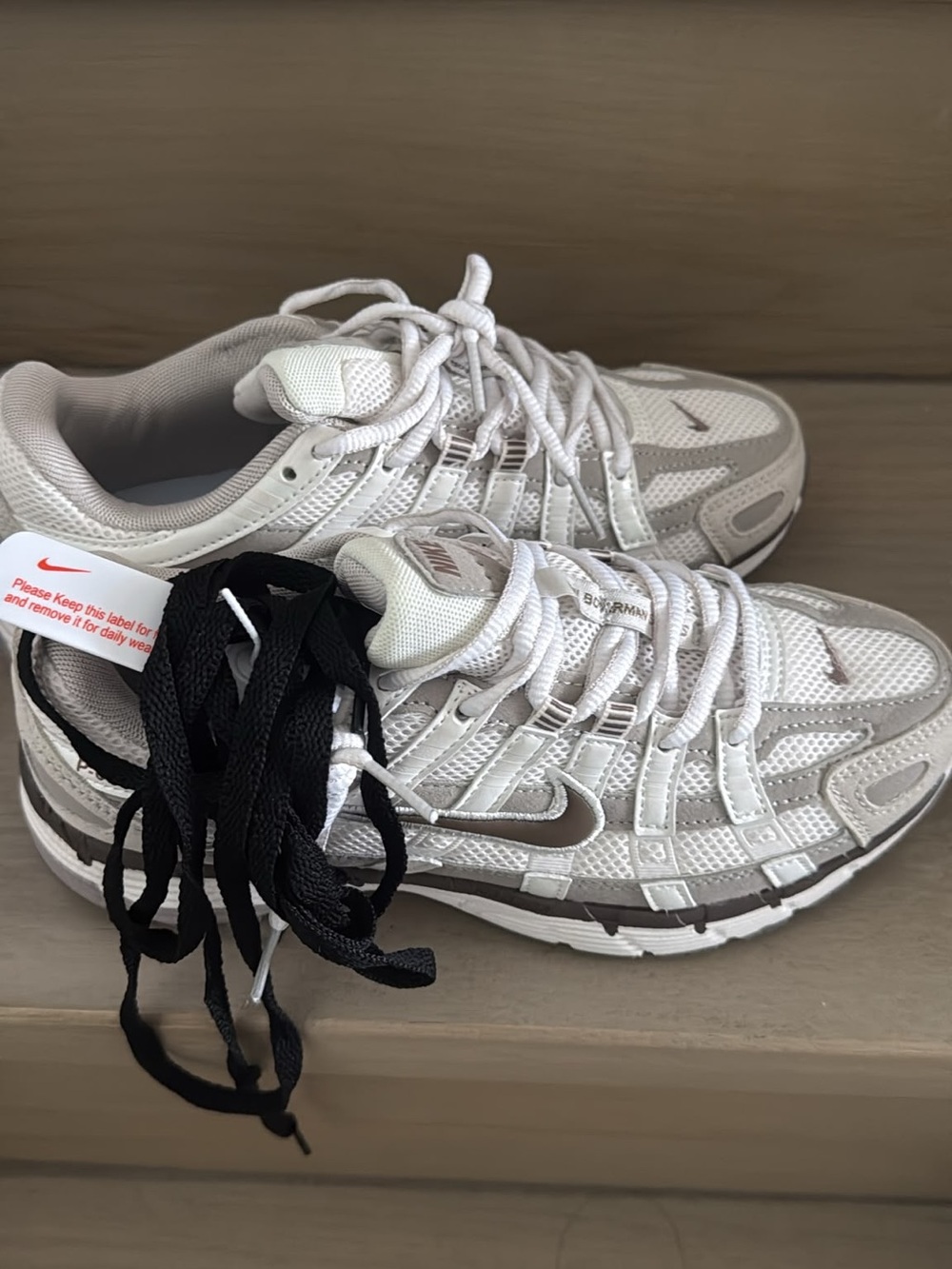 Nike 6000’s White and Light Gray Running Sneakers with Black Extra Laces